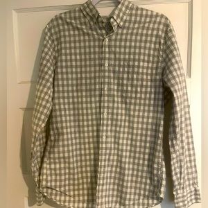 Mens j crew size medium button down